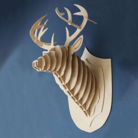 Голова оленя, трофей, размер 327х346х548мм, материал фанера 4мм, 3d скульптура.

Деталь оформлени...